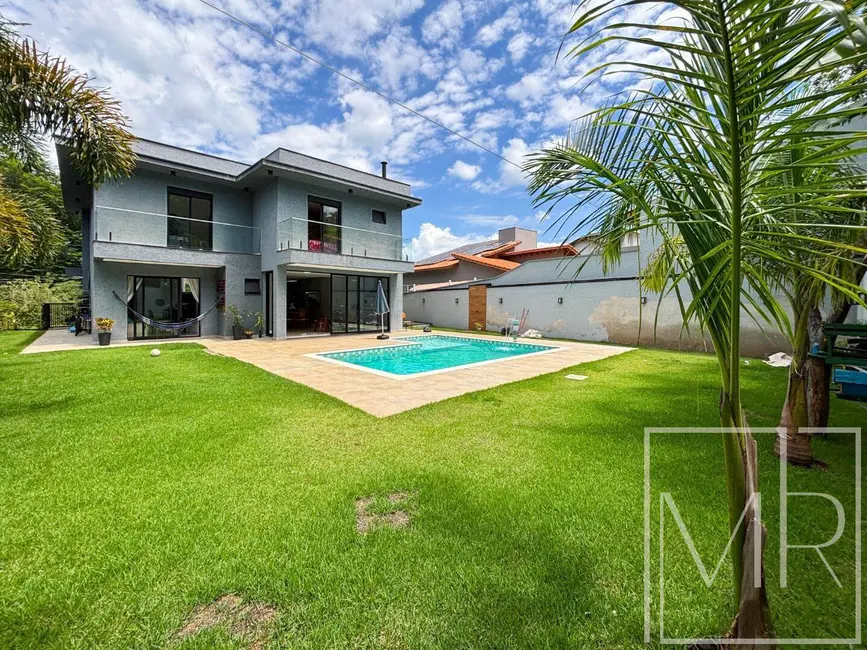 Foto 2 de Casa com 5 quartos à venda, 307m2 em Chácara da Colina, Atibaia - SP