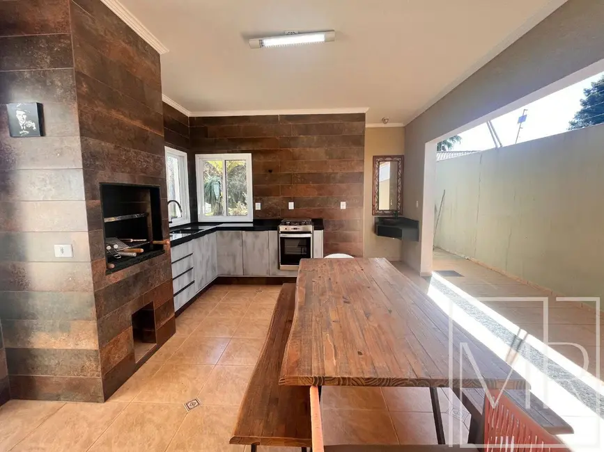 Foto 6 de Casa com 3 quartos à venda, 285m2 em Vila Santista, Atibaia - SP