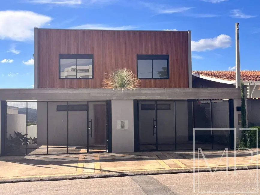 Foto 1 de Casa com 3 quartos à venda, 177m2 em Loteamento Loanda, Atibaia - SP