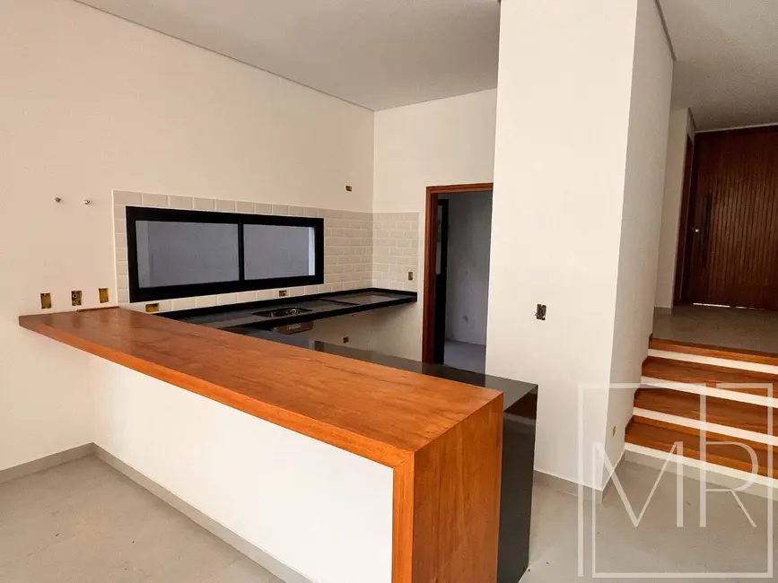 Foto 6 de Casa com 3 quartos à venda, 177m2 em Loteamento Loanda, Atibaia - SP