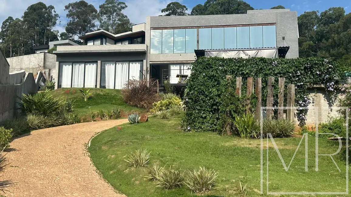 Foto 1 de Casa com 3 quartos à venda e para alugar, 220m2 em Condominio Quintas da Boa Vista, Atibaia - SP