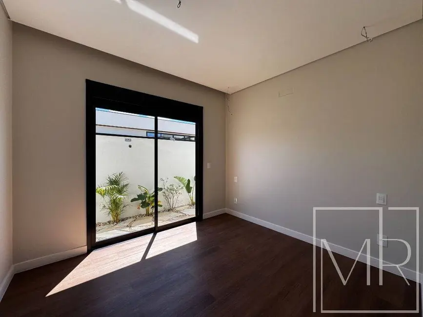 Foto 9 de Casa com 3 quartos à venda, 200m2 em Atibaia - SP