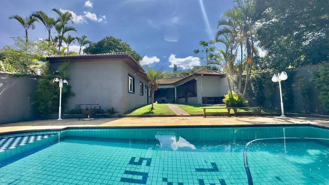 Casa com 6 quartos à venda, 705m2 em Vila Santista, Atibaia - SP - imagem 6 Foto 6 de Casa com 6 quartos à venda, 705m2 em Vila Santista, Atibaia - SP