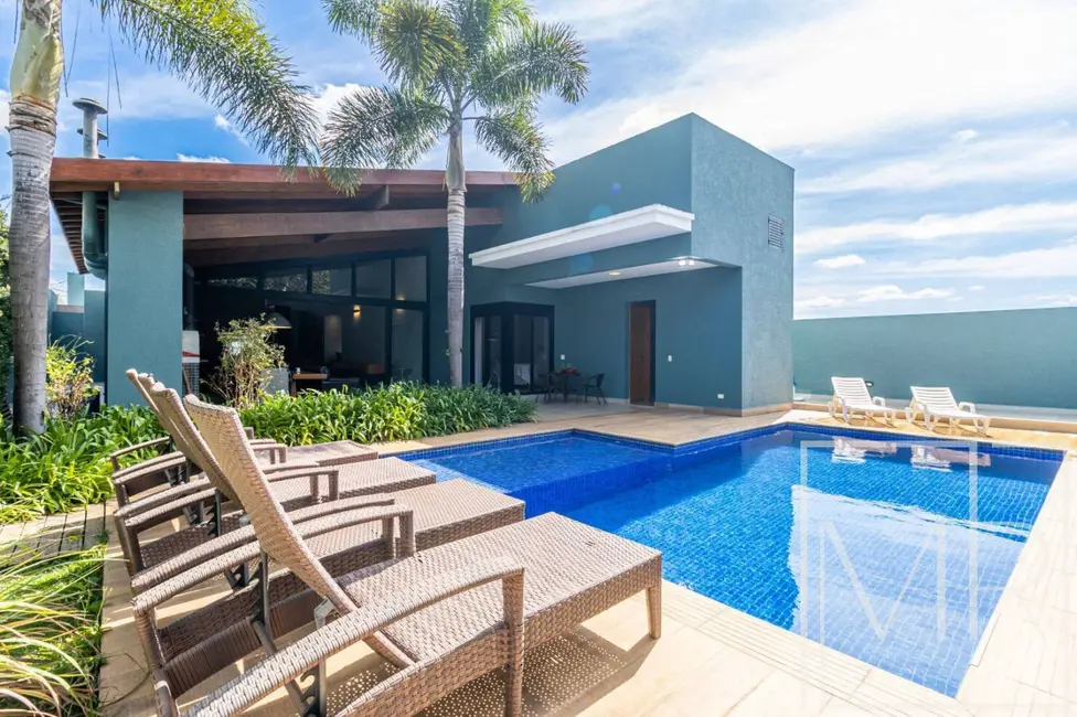 Foto 1 de Casa com 3 quartos à venda, 322m2 em Chácara da Colina, Atibaia - SP