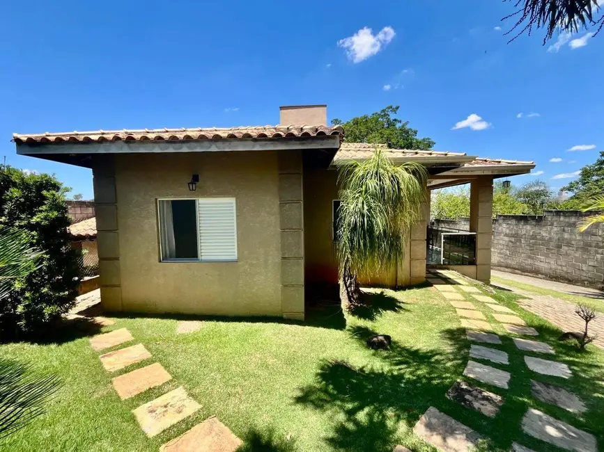 Casa com 4 quartos à venda e para alugar, 1060m2 em Cidade Satélite, Atibaia - SP - imagem 2 Foto 2 de Casa com 4 quartos à venda e para alugar, 1060m2 em Cidade Satélite, Atibaia - SP