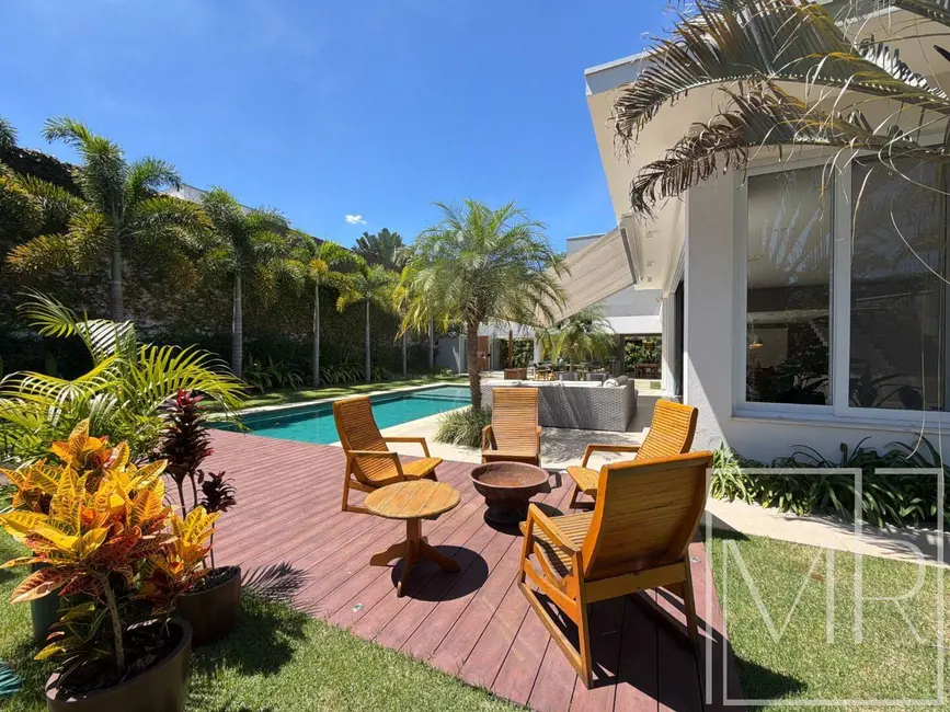 Foto 3 de Casa com 4 quartos à venda, 980m2 em Chácara Brisa da serra, Atibaia - SP