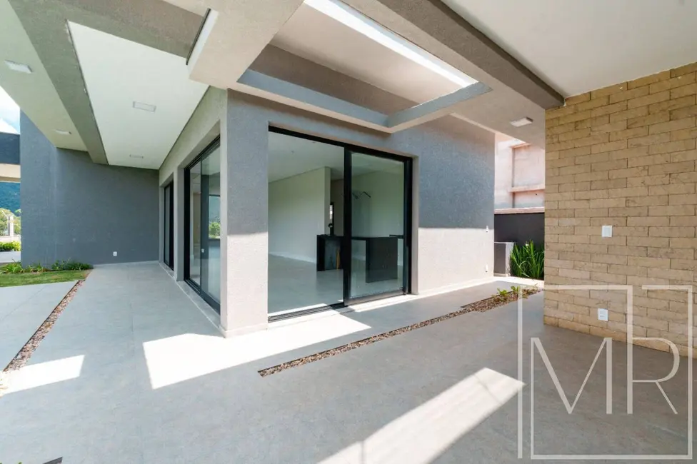 Foto 9 de Casa com 3 quartos à venda, 361m2 em Vila Santista, Atibaia - SP