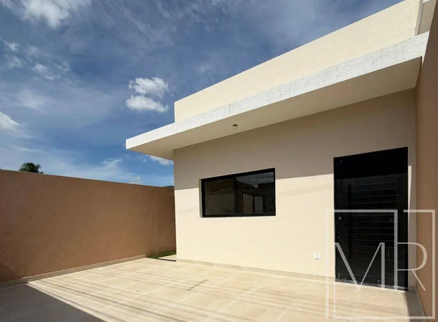 Casa com 3 quartos à venda, 180m2 em Atibaia - SP - imagem 2 Foto 2 de Casa com 3 quartos à venda, 180m2 em Atibaia - SP