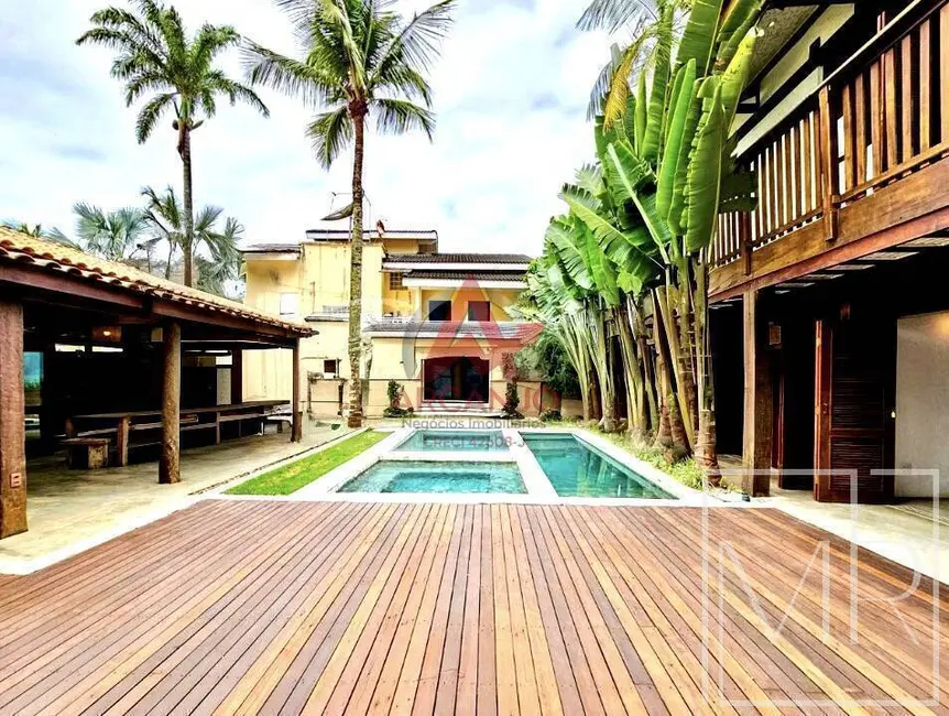 Foto 3 de Casa com 5 quartos à venda, 432m2 em Riviera de São Lourenço, Bertioga - SP
