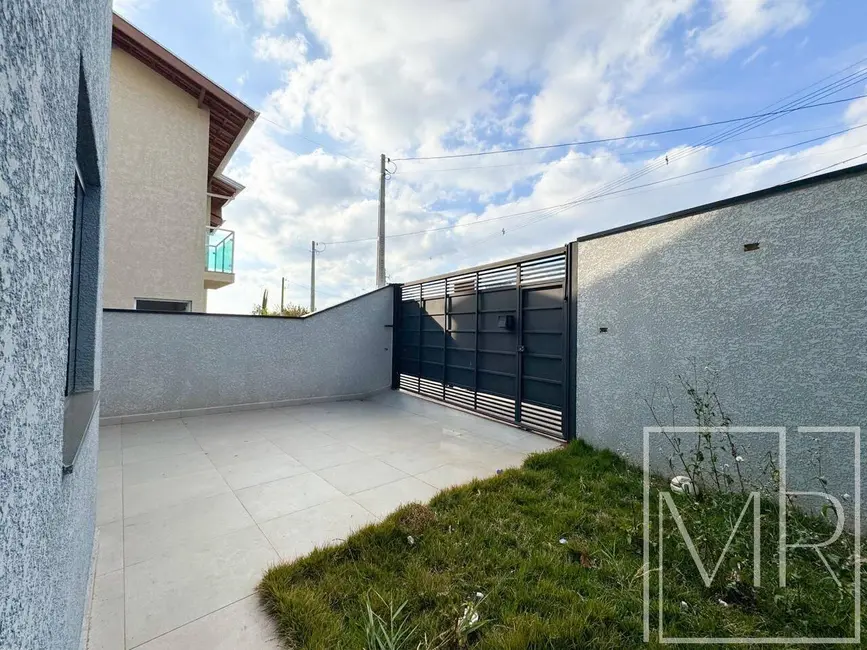 Foto 3 de Casa com 2 quartos à venda, 135m2 em Nova Cerejeira, Atibaia - SP