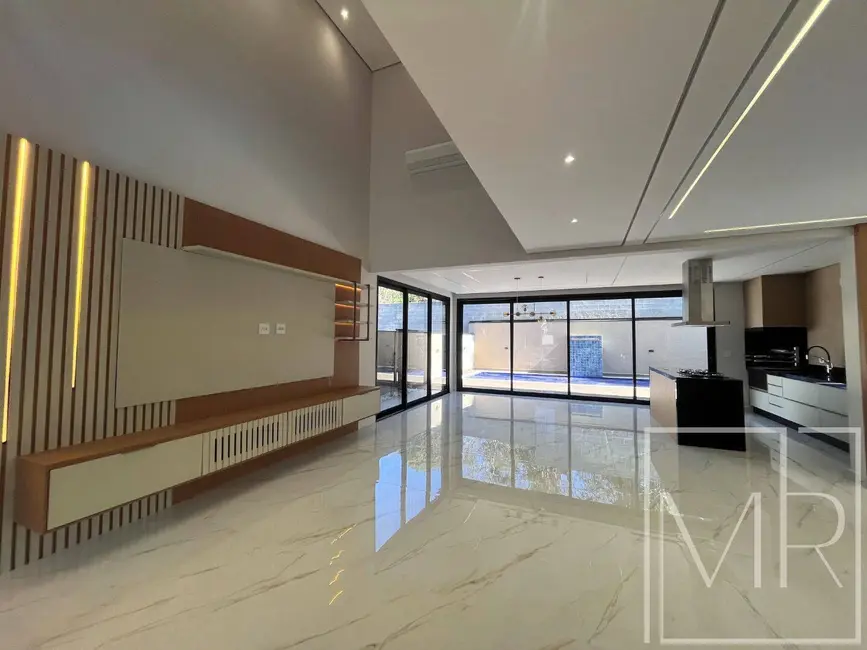 Foto 5 de Casa com 4 quartos à venda, 360m2 em San Fernando Valley, Atibaia - SP