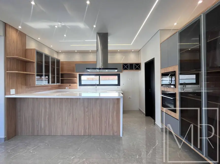 Foto 9 de Casa com 4 quartos à venda, 360m2 em San Fernando Valley, Atibaia - SP