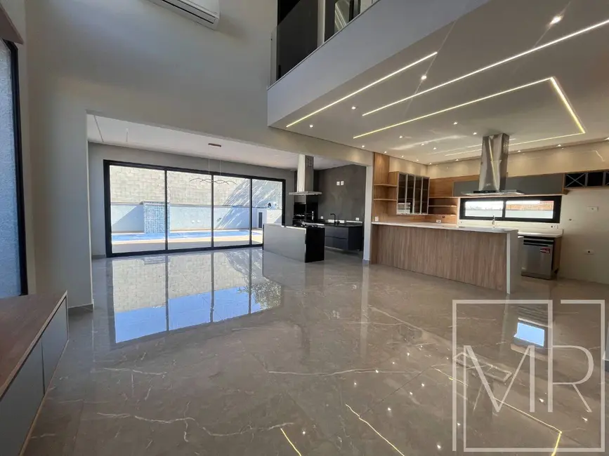 Foto 2 de Casa com 4 quartos à venda, 360m2 em San Fernando Valley, Atibaia - SP