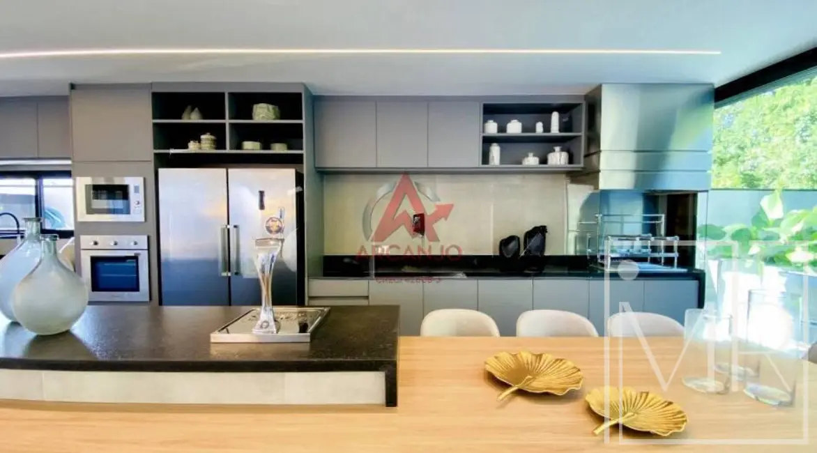 Casa com 6 quartos à venda, 420m2 em Riviera de São Lourenço, Bertioga - SP - imagem 6 Foto 6 de Casa com 6 quartos à venda, 420m2 em Riviera de São Lourenço, Bertioga - SP