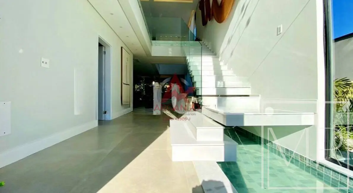 Casa com 6 quartos à venda, 420m2 em Riviera de São Lourenço, Bertioga - SP - imagem 8 Foto 8 de Casa com 6 quartos à venda, 420m2 em Riviera de São Lourenço, Bertioga - SP