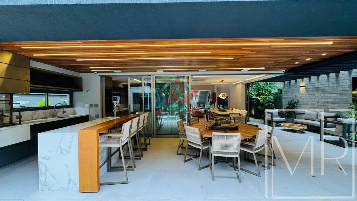 Foto 6 de Casa com 6 quartos à venda, 334m2 em Riviera de São Lourenço, Bertioga - SP