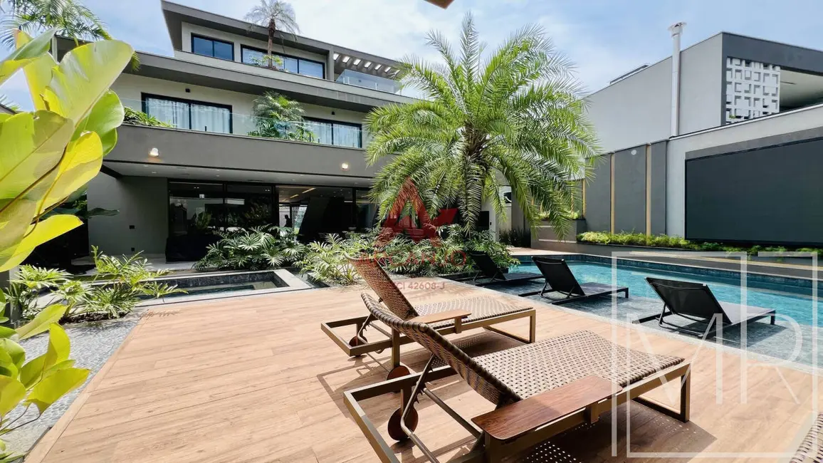 Casa com 7 quartos à venda, 739m2 em Riviera de São Lourenço, Bertioga - SP - imagem 2 Foto 2 de Casa com 7 quartos à venda, 739m2 em Riviera de São Lourenço, Bertioga - SP