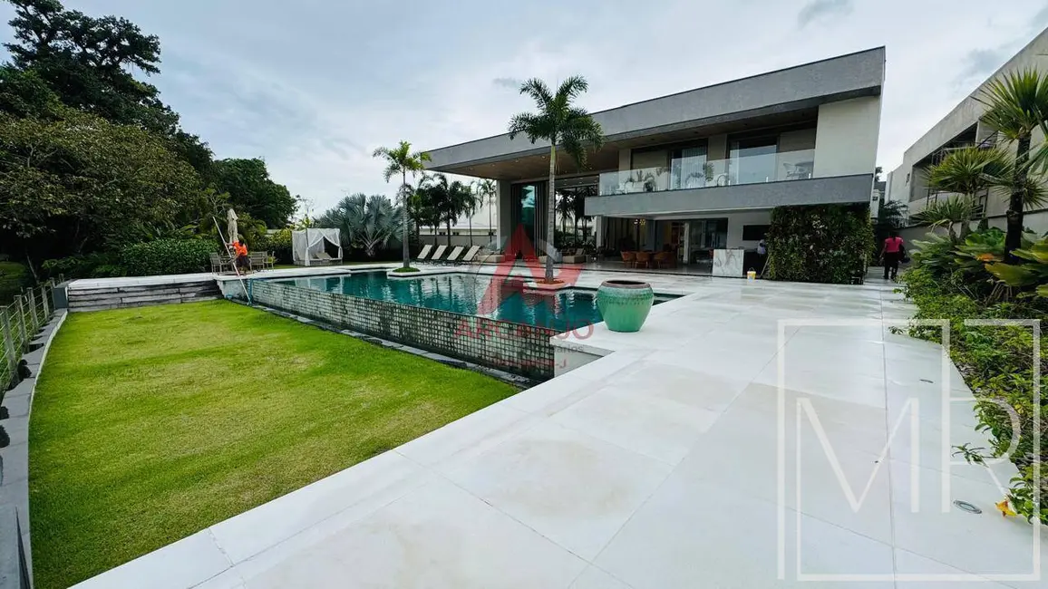 Foto 2 de Casa com 9 quartos à venda, 859m2 em Riviera de São Lourenço, Bertioga - SP