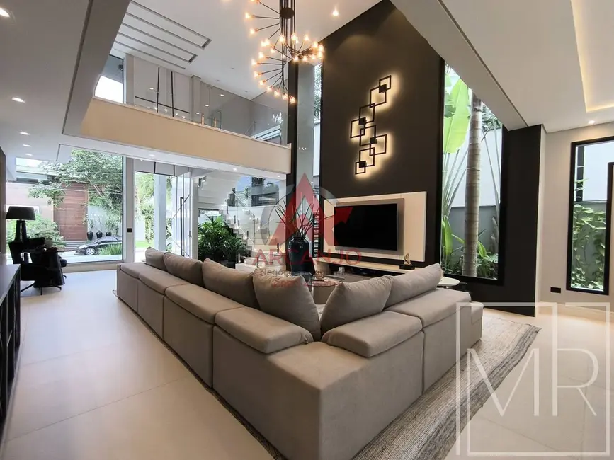 Foto 2 de Casa com 7 quartos à venda, 620m2 em Riviera de São Lourenço, Bertioga - SP
