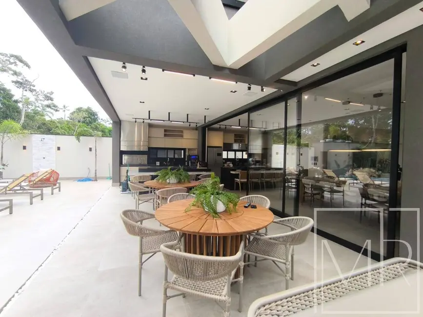 Foto 5 de Casa com 6 quartos à venda, 552m2 em Riviera de São Lourenço, Bertioga - SP