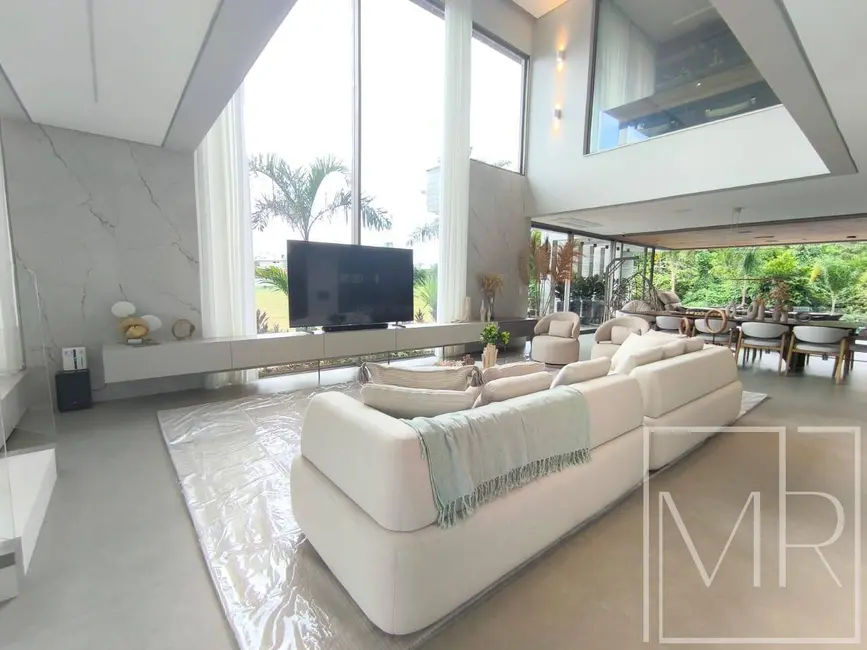 Foto 3 de Casa com 7 quartos à venda, 618m2 em Riviera de São Lourenço, Bertioga - SP