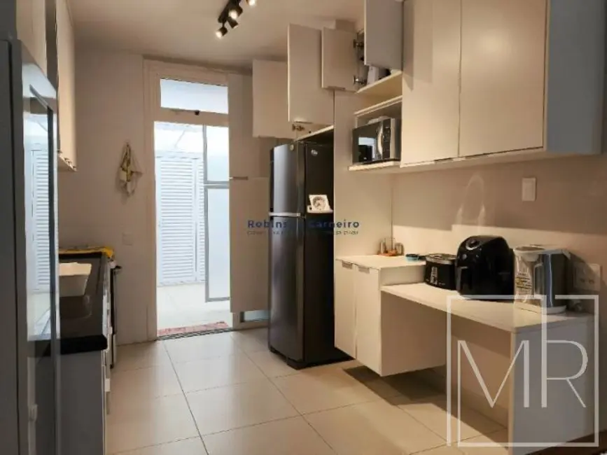 Casa com 3 quartos à venda, 267m2 em Riviera de São Lourenço, Bertioga - SP - imagem 6 Foto 6 de Casa com 3 quartos à venda, 267m2 em Riviera de São Lourenço, Bertioga - SP