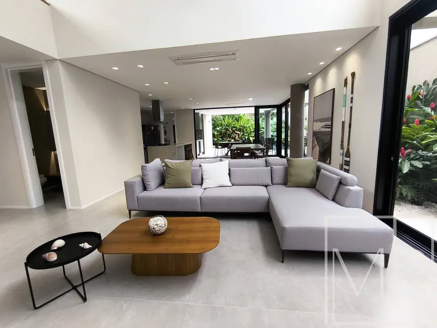 Foto 2 de Casa com 4 quartos à venda, 355m2 em Riviera de São Lourenço, Bertioga - SP