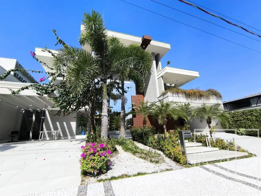 Foto 2 de Casa com 7 quartos à venda, 781m2 em Riviera de São Lourenço, Bertioga - SP