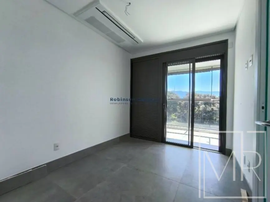 Foto 2 de Apartamento com 5 quartos à venda, 160m2 em Riviera de São Lourenço, Bertioga - SP