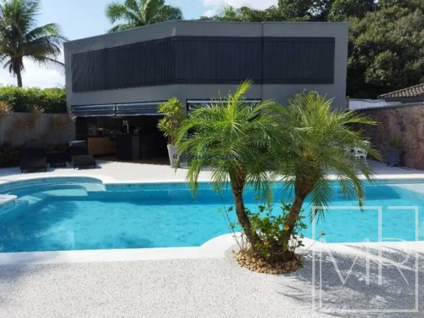 Casa com 6 quartos à venda, 327m2 em Riviera de São Lourenço, Bertioga - SP - imagem 2 Foto 2 de Casa com 6 quartos à venda, 327m2 em Riviera de São Lourenço, Bertioga - SP