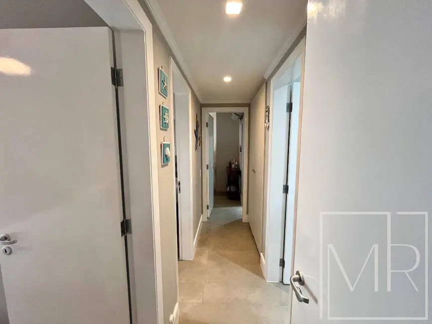 Apartamento com 3 quartos à venda, 215m2 em Riviera de São Lourenço, Bertioga - SP - imagem 8 Foto 8 de Apartamento com 3 quartos à venda, 215m2 em Riviera de São Lourenço, Bertioga - SP