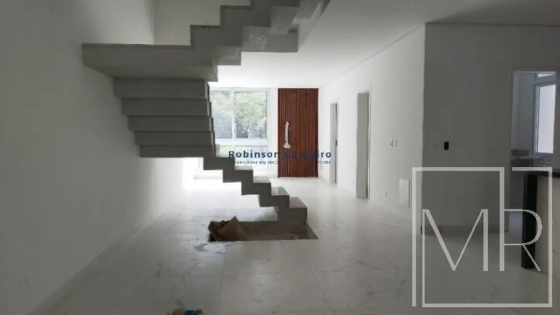 Foto 1 de Casa com 6 quartos à venda, 340m2 em Riviera de São Lourenço, Bertioga - SP