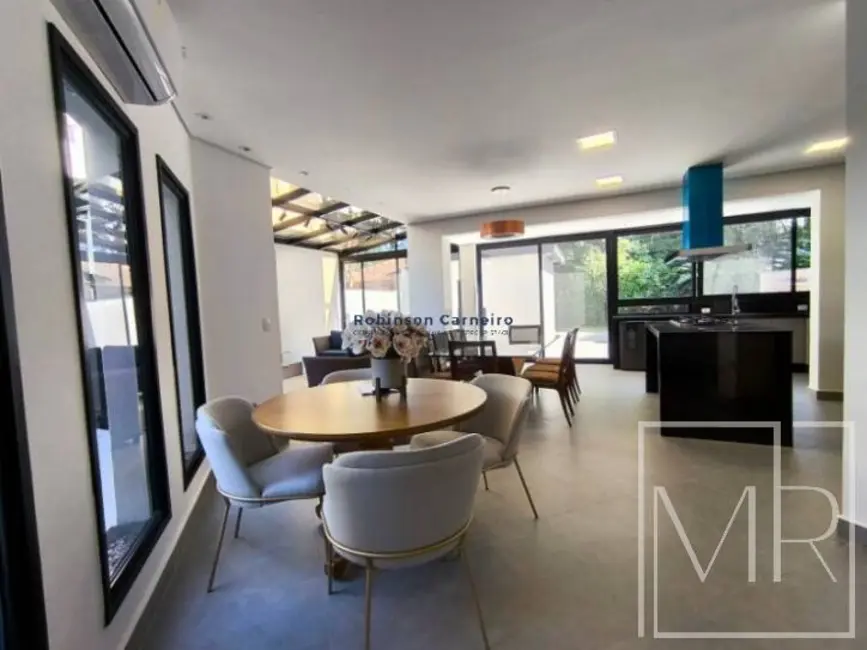 Foto 1 de Casa com 5 quartos à venda, 309m2 em Riviera de São Lourenço, Bertioga - SP
