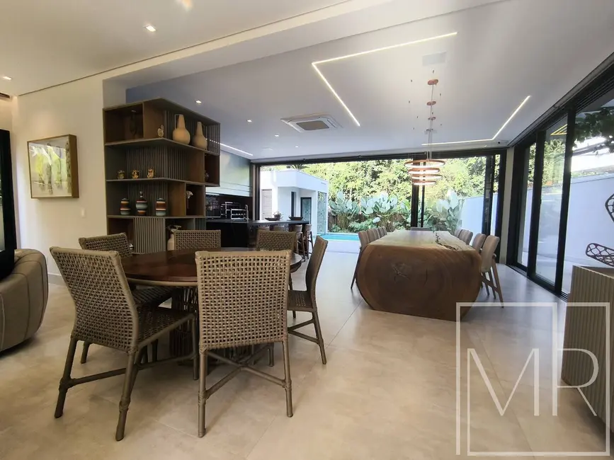Foto 6 de Casa com 6 quartos à venda, 450m2 em Riviera de São Lourenço, Bertioga - SP