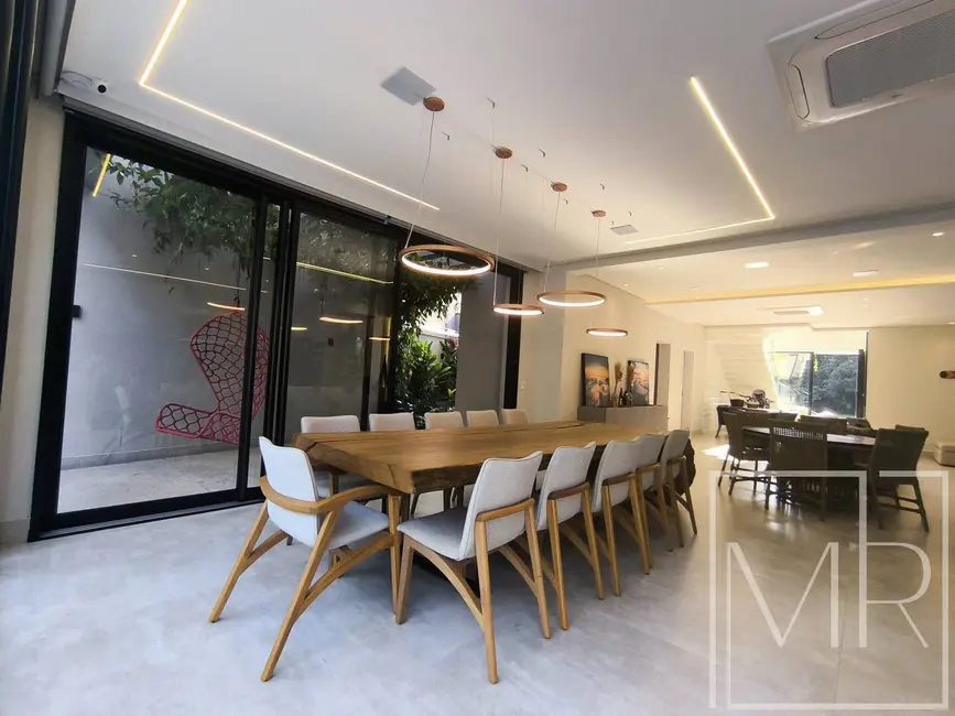 Foto 9 de Casa com 6 quartos à venda, 450m2 em Riviera de São Lourenço, Bertioga - SP