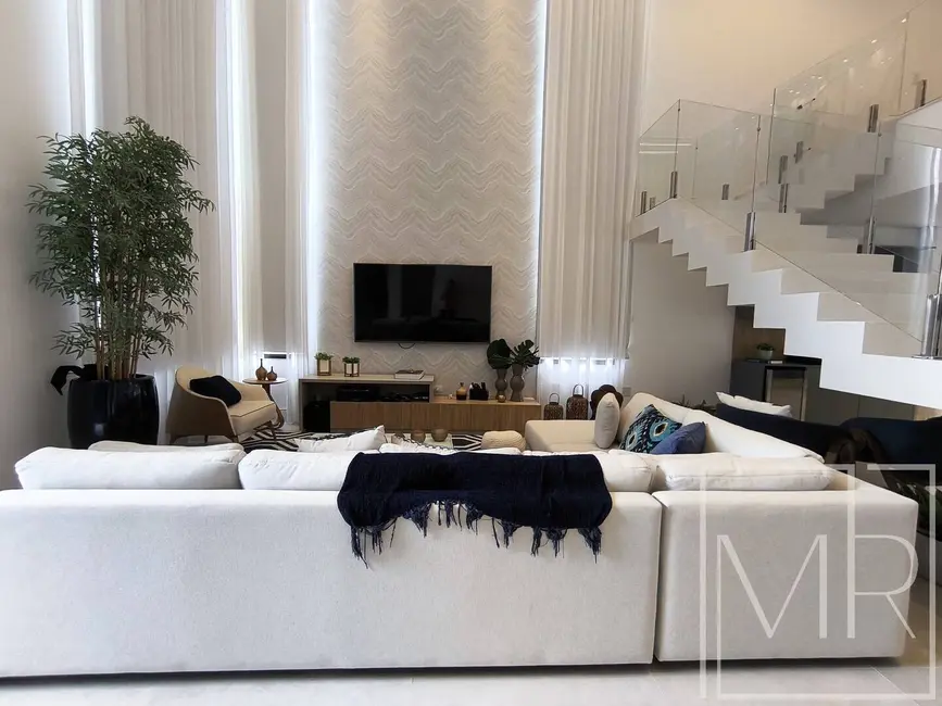 Casa com 6 quartos à venda, 492m2 em Riviera de São Lourenço, Bertioga - SP - imagem 4 Foto 4 de Casa com 6 quartos à venda, 492m2 em Riviera de São Lourenço, Bertioga - SP