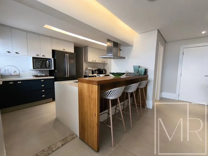 Cobertura com 4 quartos à venda, 270m2 em Riviera de São Lourenço, Bertioga - SP - imagem 8 Foto 8 de Cobertura com 4 quartos à venda, 270m2 em Riviera de São Lourenço, Bertioga - SP