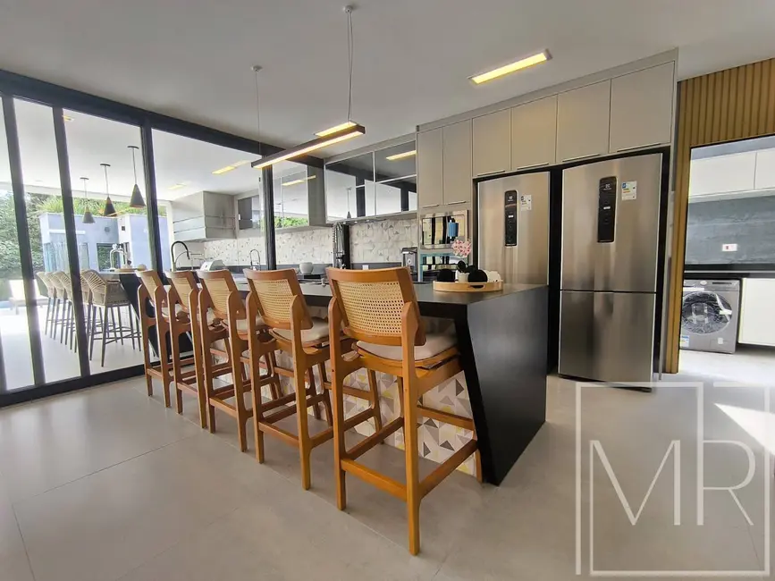 Casa com 6 quartos à venda, 483m2 em Riviera de São Lourenço, Bertioga - SP - imagem 9 Foto 9 de Casa com 6 quartos à venda, 483m2 em Riviera de São Lourenço, Bertioga - SP