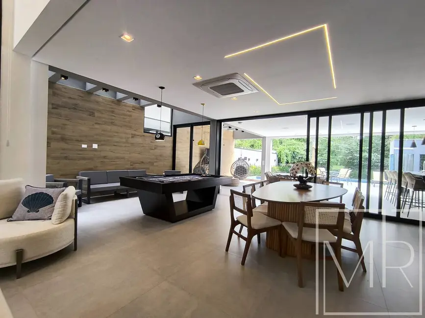 Casa com 6 quartos à venda, 483m2 em Riviera de São Lourenço, Bertioga - SP - imagem 5 Foto 5 de Casa com 6 quartos à venda, 483m2 em Riviera de São Lourenço, Bertioga - SP