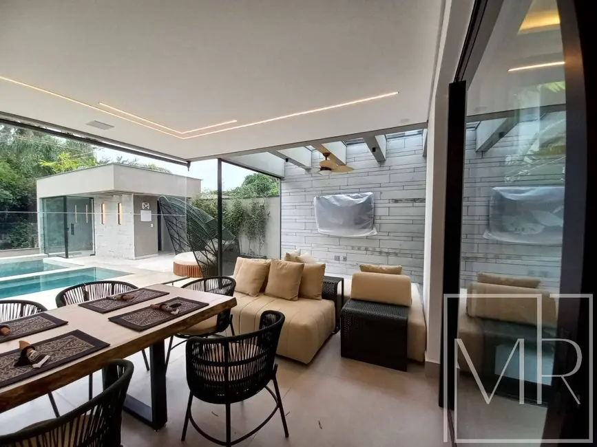 Casa com 6 quartos à venda, 455m2 em Riviera de São Lourenço, Bertioga - SP - imagem 8 Foto 8 de Casa com 6 quartos à venda, 455m2 em Riviera de São Lourenço, Bertioga - SP