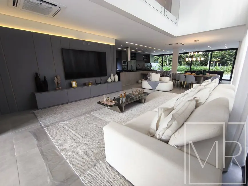 Foto 1 de Casa com 6 quartos à venda, 420m2 em Riviera de São Lourenço, Bertioga - SP