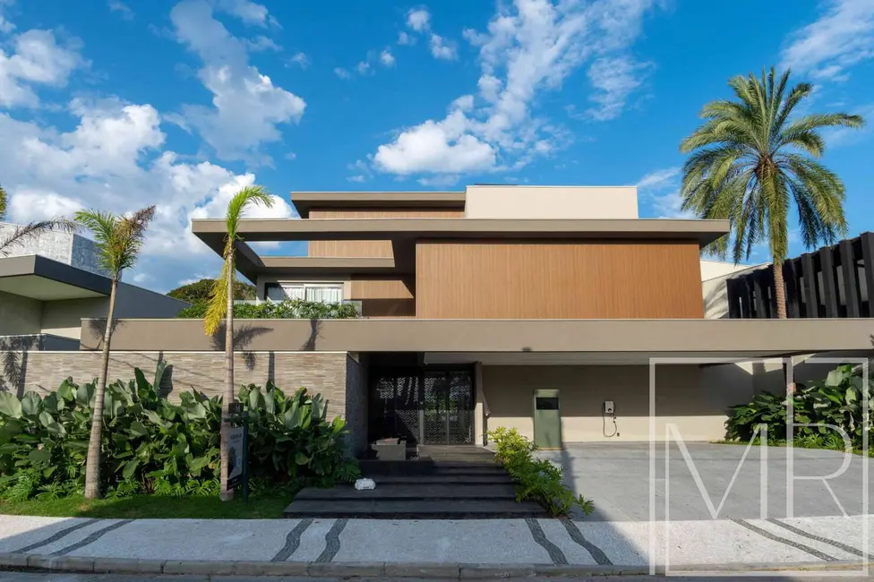 Casa com 7 quartos à venda, 670m2 em Riviera de São Lourenço, Bertioga - SP - imagem 2 Foto 2 de Casa com 7 quartos à venda, 670m2 em Riviera de São Lourenço, Bertioga - SP