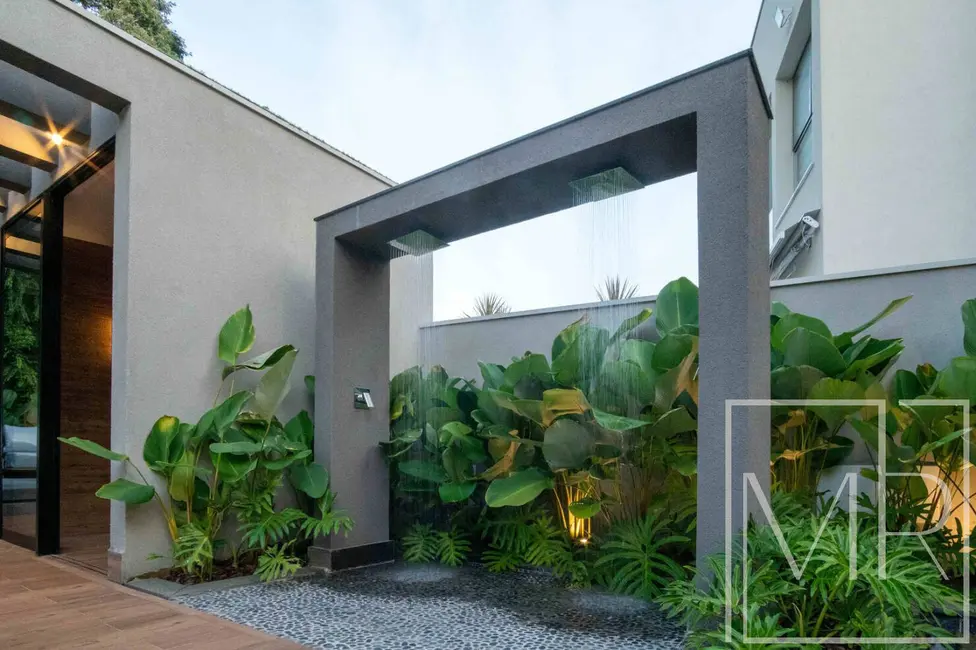 Casa com 7 quartos à venda, 670m2 em Riviera de São Lourenço, Bertioga - SP - imagem 9 Foto 9 de Casa com 7 quartos à venda, 670m2 em Riviera de São Lourenço, Bertioga - SP