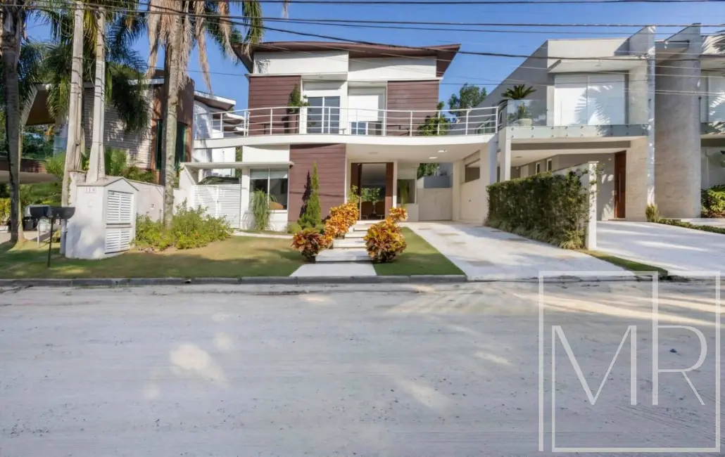 Foto 1 de Casa com 6 quartos à venda, 326m2 em Riviera de São Lourenço, Bertioga - SP
