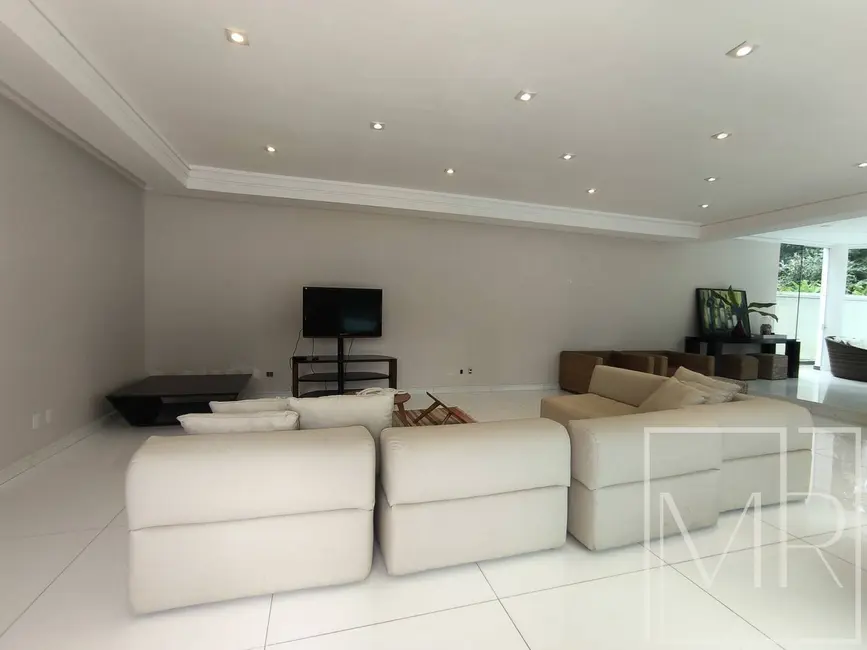 Casa com 5 quartos à venda, 569m2 em Riviera de São Lourenço, Bertioga - SP - imagem 4 Foto 4 de Casa com 5 quartos à venda, 569m2 em Riviera de São Lourenço, Bertioga - SP