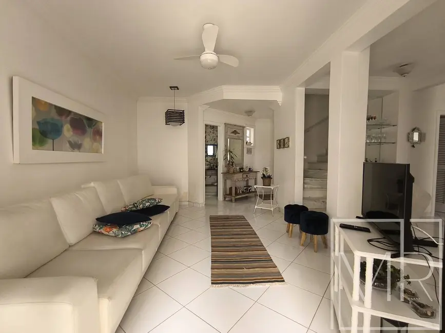 Foto 4 de Casa com 4 quartos à venda e para alugar, 164m2 em Riviera de São Lourenço, Bertioga - SP