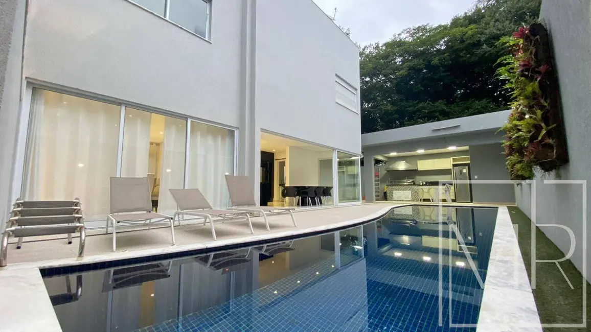 Casa com 5 quartos à venda, 367m2 em Riviera de São Lourenço, Bertioga - SP - imagem 1 Foto 1 de Casa com 5 quartos à venda, 367m2 em Riviera de São Lourenço, Bertioga - SP