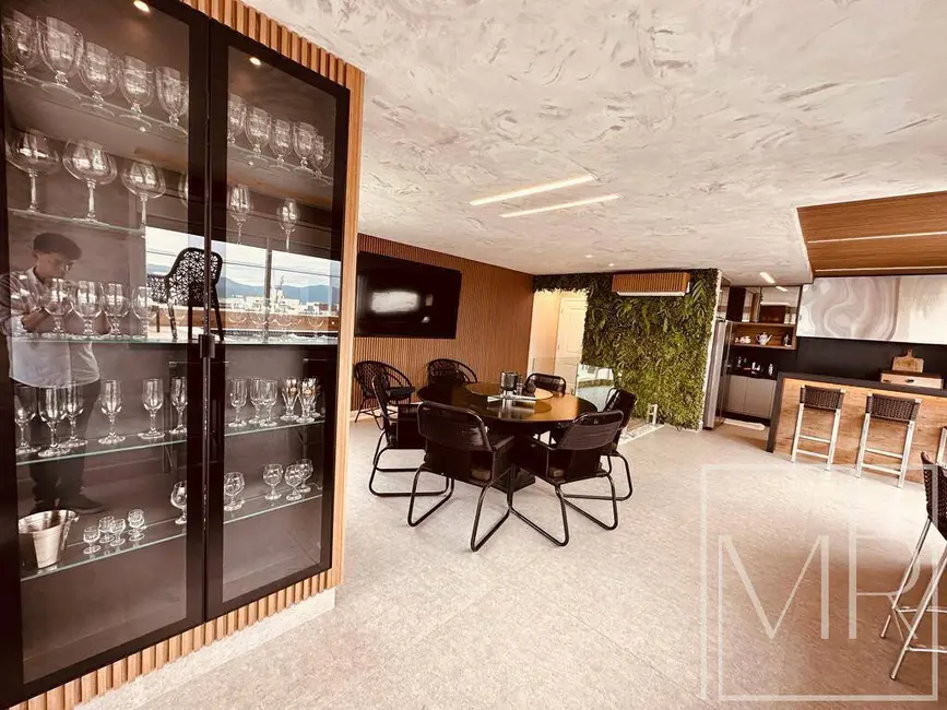Cobertura com 3 quartos à venda, 214m2 em Riviera de São Lourenço, Bertioga - SP - imagem 5 Foto 5 de Cobertura com 3 quartos à venda, 214m2 em Riviera de São Lourenço, Bertioga - SP