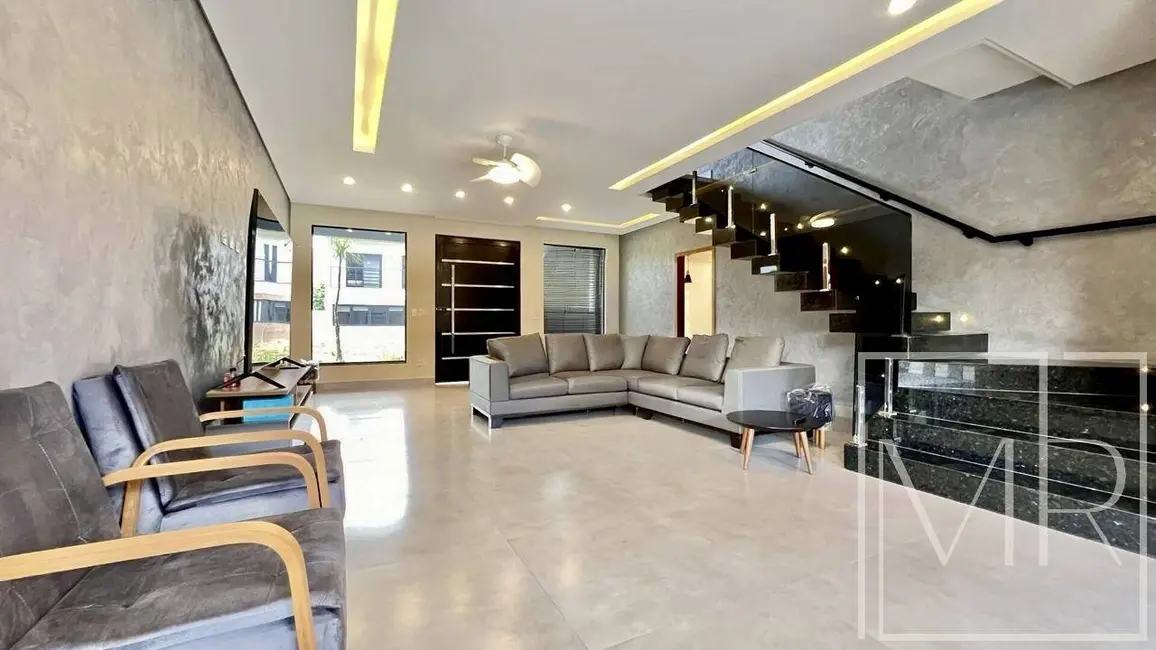 Foto 2 de Casa com 5 quartos à venda, 770m2 em Ubatuba - SP