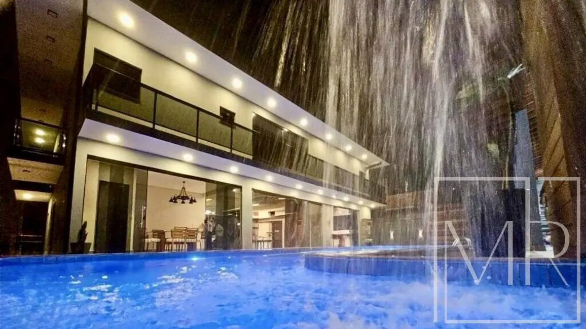 Foto 7 de Casa com 5 quartos à venda, 770m2 em Ubatuba - SP